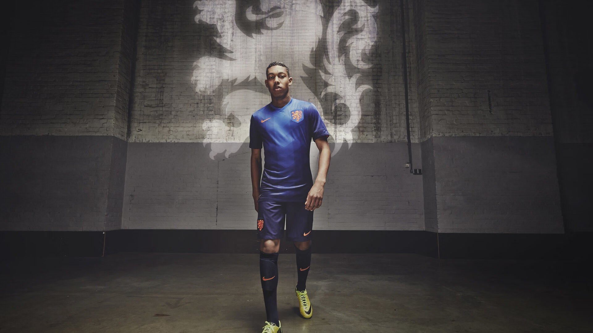 城市打造赛事文化路线吸引文化旅游爱好者参与观赛，赛事文化对城市发展的影响——以十四运为例